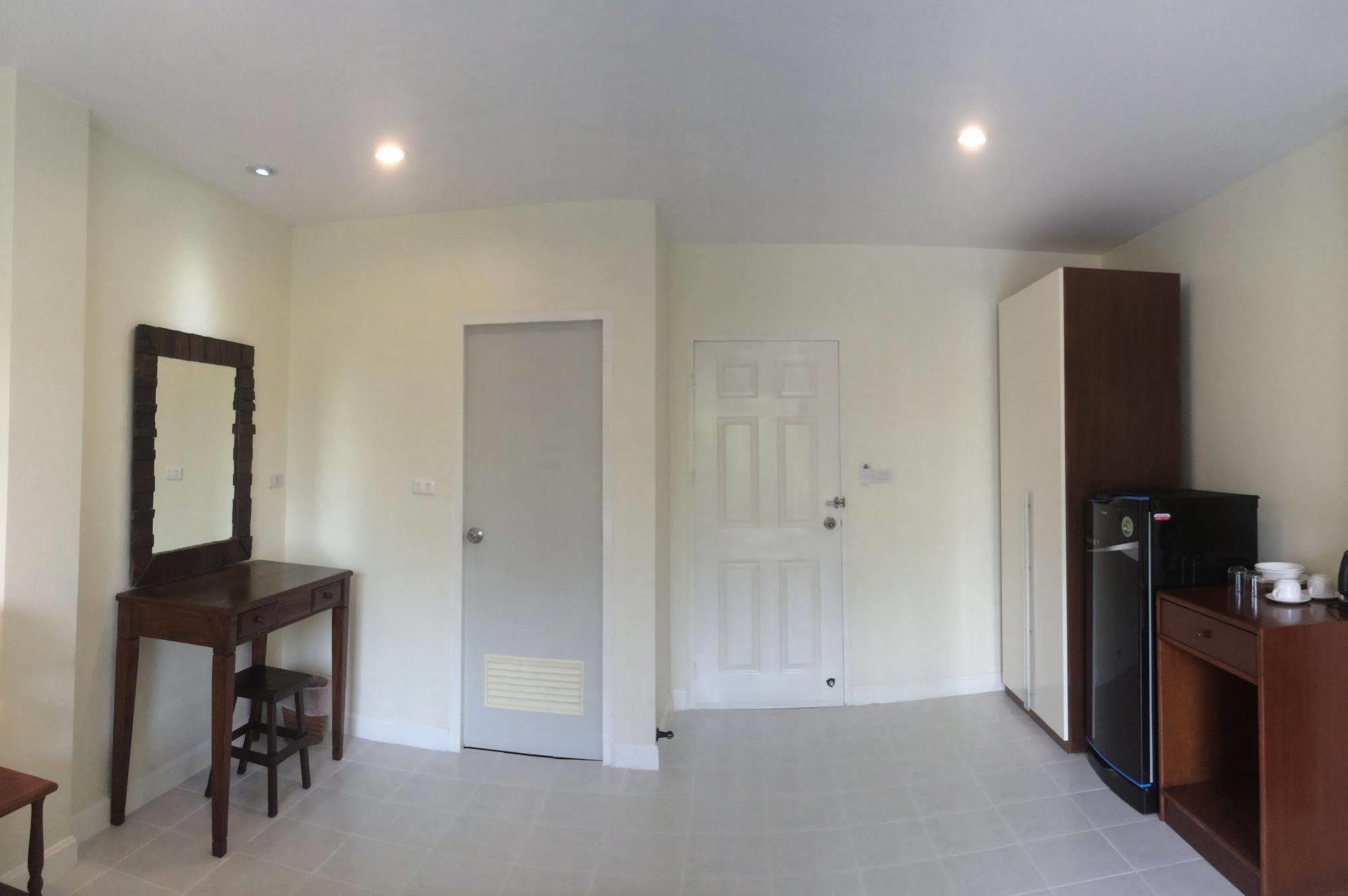 Glitter House Apartman Phuket Kültér fotó
