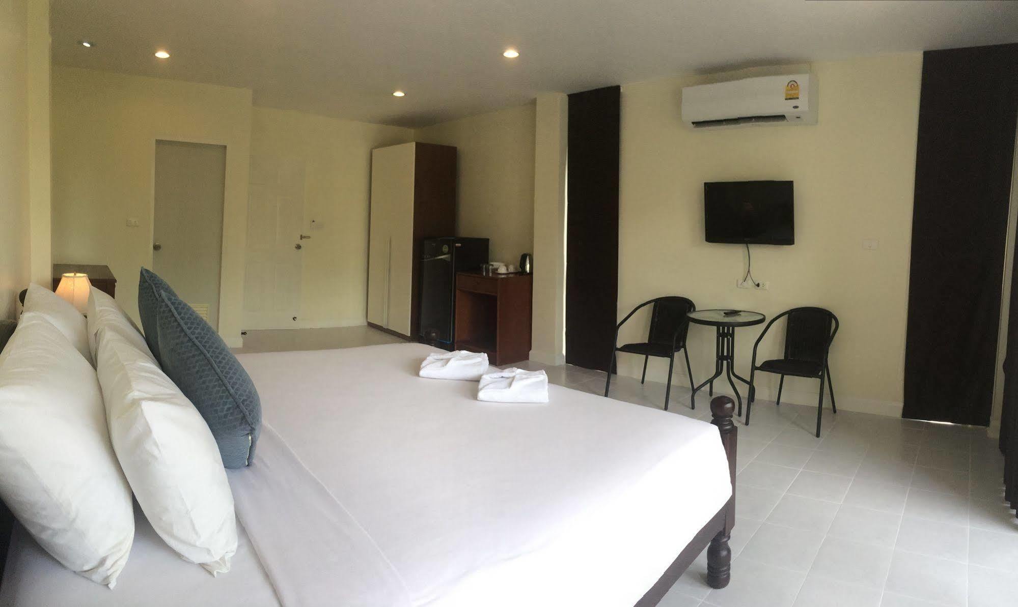 Glitter House Apartman Phuket Kültér fotó
